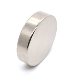 40x10 mm, Yuvarlak Neodyum Mıknatıs, Güçlü Magnet, (Çap: 40 mm, Kalınlık: 10 mm)