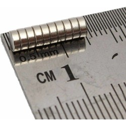 4x1,50 mm, Yuvarlak Neodyum Mıknatıs, Güçlü Magnet, (Çap: 4 mm, Kalınlık: 1,5 mm)